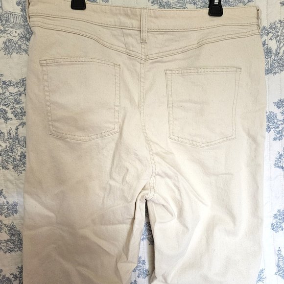 Size 34 Reitmans R Jeans Flare Leg High Rise - Picture 5 of 7